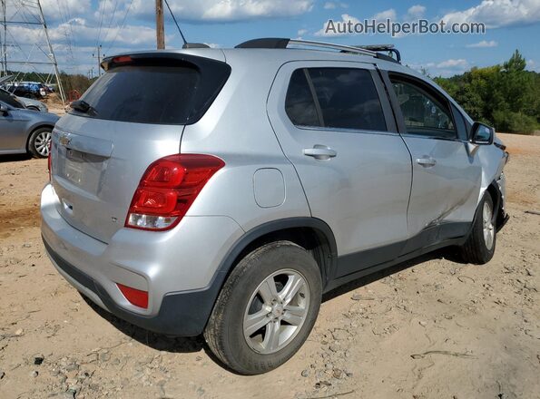 KL7CJLSB6LB335876 2020 CHEVROLET TRAX Silver Trasero derecho