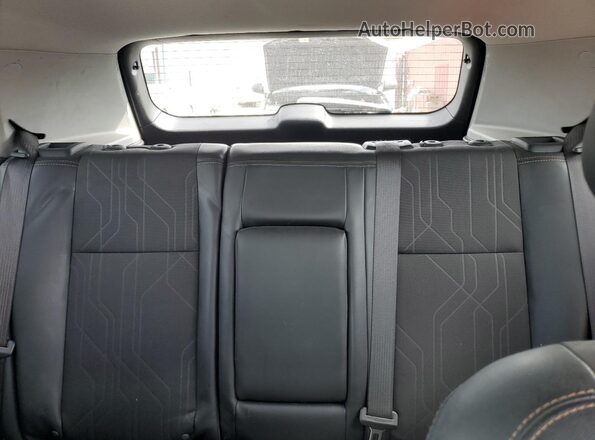 KL7CJLSB6MB334146 2021 CHEVROLET TRAX Gray Вид задніх сидінь