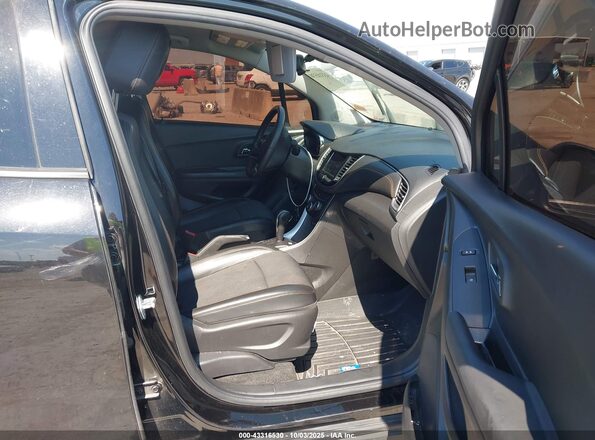 KL7CJLSB8LB352078 2020 CHEVROLET TRAX Black Սալոնի դիմացի տեսք