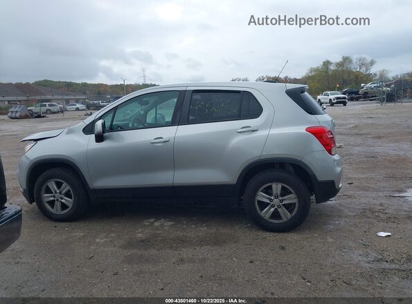 KL7CJNSB2MB315573 2021 CHEVROLET TRAX Silver Vista interior de 360 grados