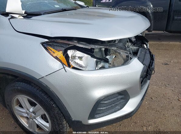 KL7CJNSB2MB315573 2021 CHEVROLET TRAX Silver 