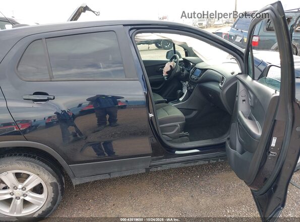 KL7CJNSB3MB350025 2021 CHEVROLET TRAX Dark Blue Սալոնի դիմացի տեսք