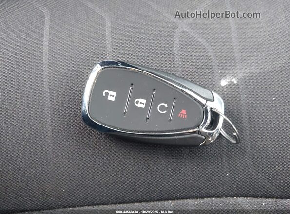 KL7CJPSB1MB359382 2021 CHEVROLET TRAX Белый Вид панели приборов
