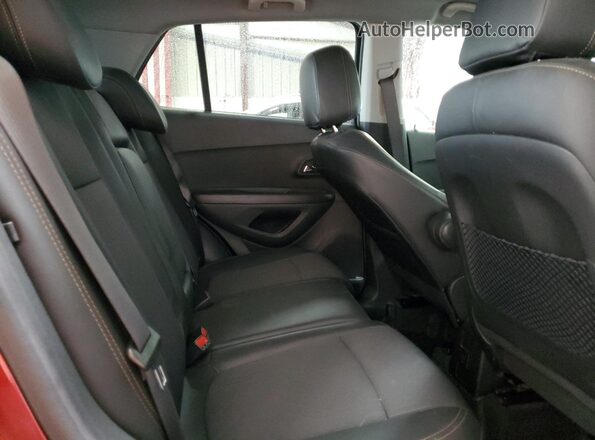 KL7CJPSB2MB358161 2021 CHEVROLET TRAX Red 