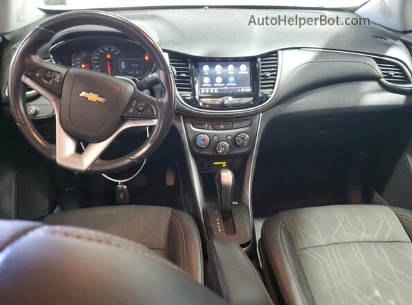 KL7CJPSB7JB666020 2018 CHEVROLET TRAX Gray 
