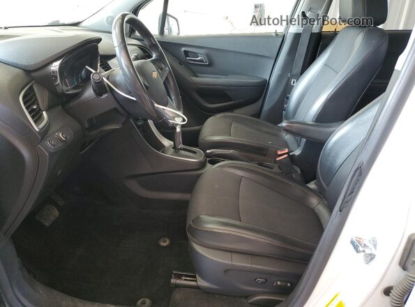 KL7CJPSBXLB041615 2020 CHEVROLET TRAX White Vista interior delantera