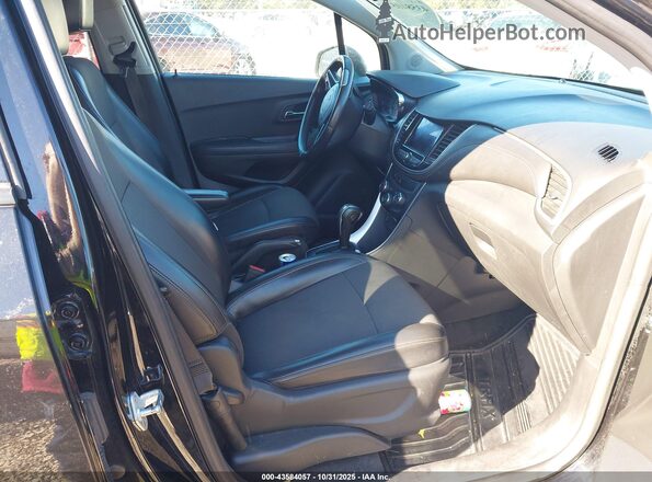 KL7CJPSM1NB534720 2022 CHEVROLET TRAX Black Vista interior delantera