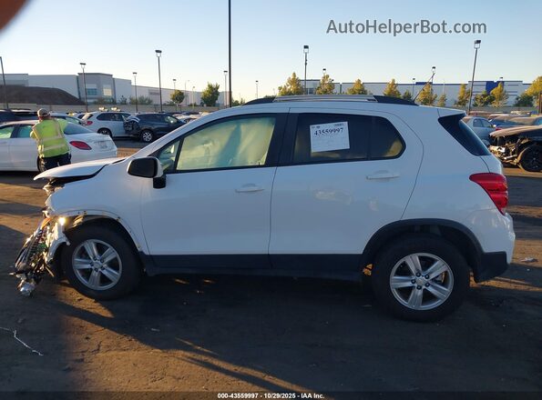 KL7CJPSM3MB371650 2021 CHEVROLET TRAX Белый Панорамный вид салона 360°