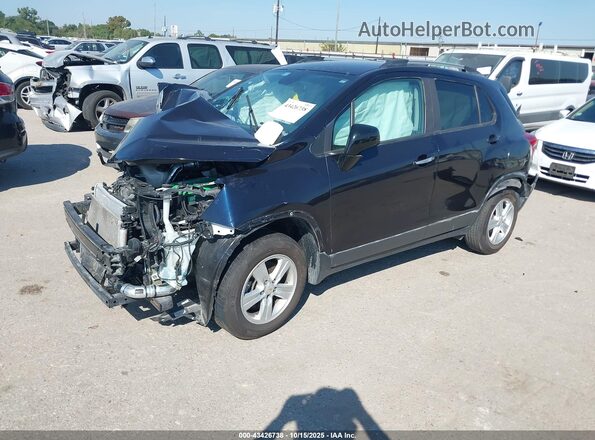 KL7CJPSM3NB511956 2022 CHEVROLET TRAX Черный Передняя левая четверть