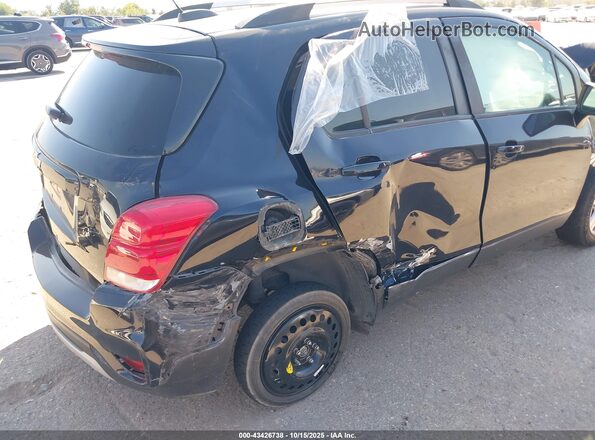 KL7CJPSM3NB511956 2022 CHEVROLET TRAX Черный 