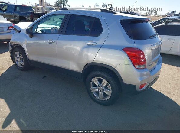 KL7CJPSM6MB372548 2021 CHEVROLET TRAX Silver 