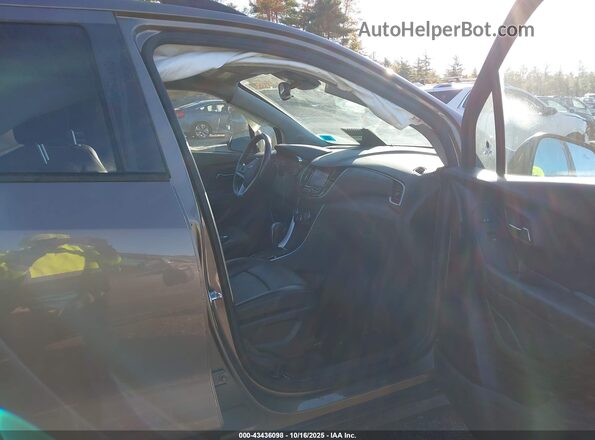 KL7CJPSMXNB522033 2022 CHEVROLET TRAX Brown Вид салону спереду