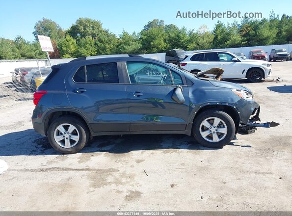 KL7CJPSMXNB560927 2022 CHEVROLET TRAX Синий Вид щитка приборов