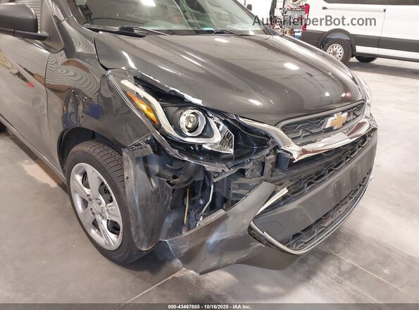 KL8CB6SA0MC711100 2021 CHEVROLET SPARK Gray Widok z przodu