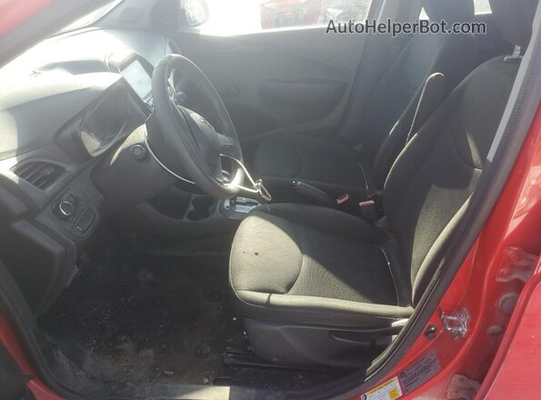 KL8CB6SA5LC448276 2020 CHEVROLET SPARK Red Widok wnętrza z przodu