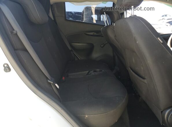 KL8CB6SA5LC478989 2020 CHEVROLET SPARK White Вид задніх сидінь