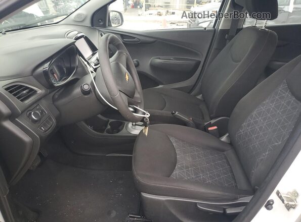 KL8CB6SA7LC466438 2020 CHEVROLET SPARK White Front interior view