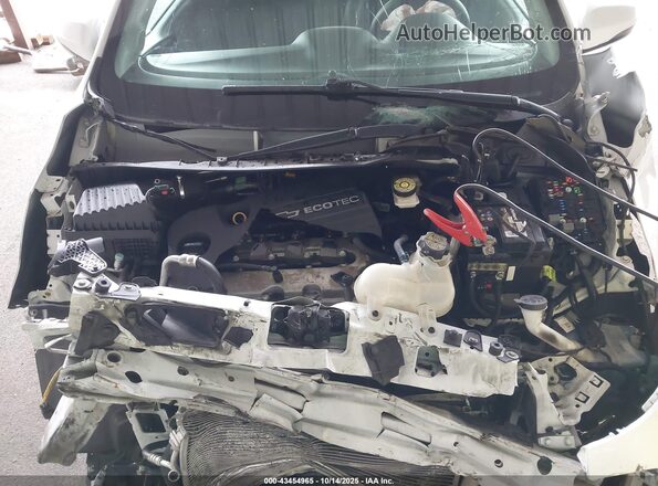 KL8CD6SA1MC217242 2021 CHEVROLET SPARK White Вид ззаду
