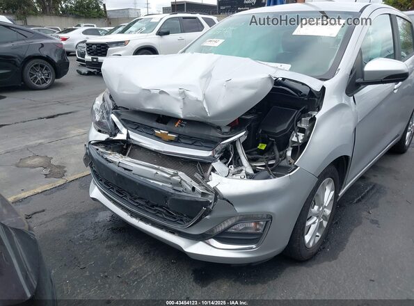 KL8CD6SA2MC722819 2021 CHEVROLET SPARK Silver Front view