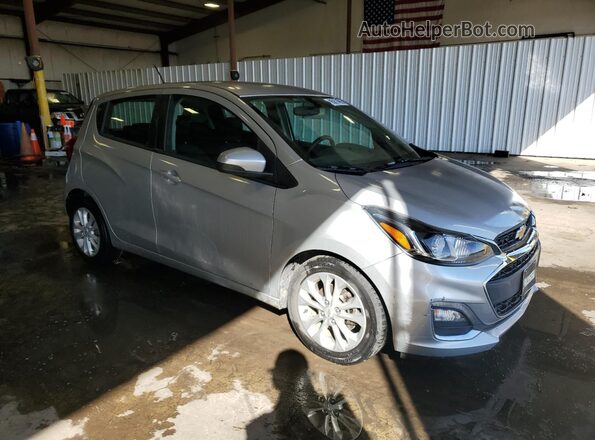 KL8CD6SA6LC441413 2020 CHEVROLET SPARK Серебряный Передняя правая четверть