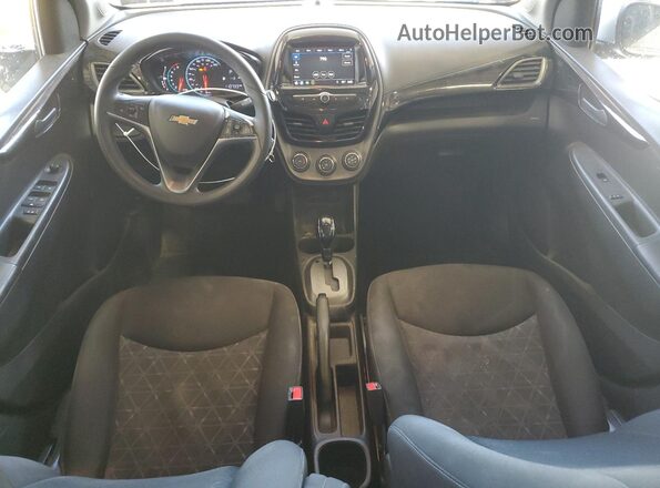 KL8CD6SA6LC441413 2020 CHEVROLET SPARK Серебряный Вид панели приборов