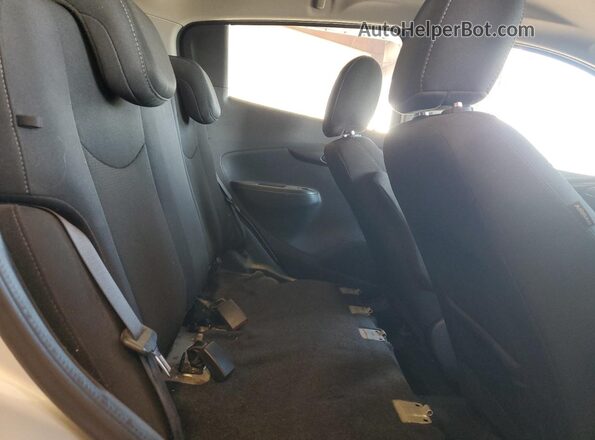 KL8CD6SA6LC441413 2020 CHEVROLET SPARK Серебряный Вид задних сидений