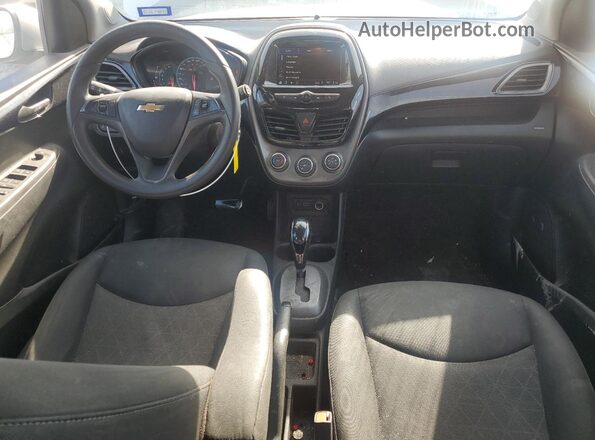 KL8CD6SA7LC446166 2020 CHEVROLET SPARK Silver წინა პანელის ხედი