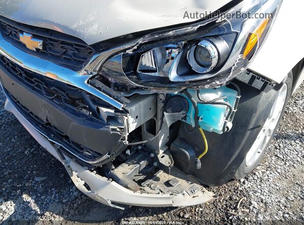 KL8CD6SA7LC462870 2020 CHEVROLET SPARK Cream 