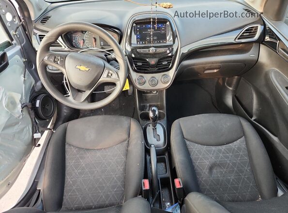 KL8CD6SA9LC449165 2020 CHEVROLET SPARK Серебряный Вид панели приборов