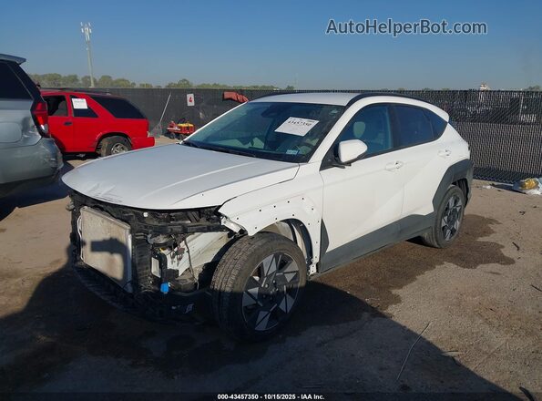 KM8HC3AB5RU144723 2024 HYUNDAI KONA White Vista tres cuartos delantera izquierda