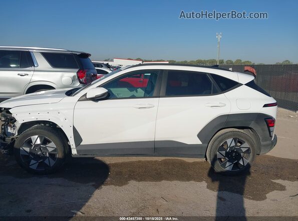 KM8HC3AB5RU144723 2024 HYUNDAI KONA White Vista interior de 360 grados
