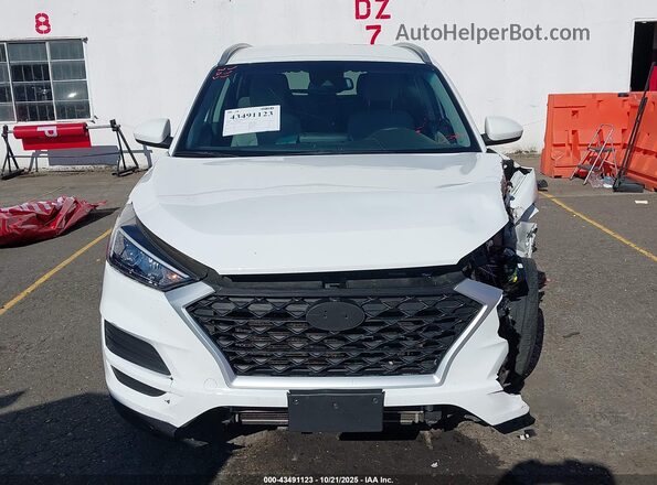 KM8J33A47LU092845 2020 HYUNDAI TUCSON White Widok wnętrza z tyłu