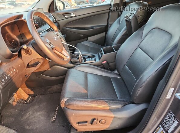 KM8J33AL2LU134779 2020 HYUNDAI TUCSON Gray Вид салону спереду