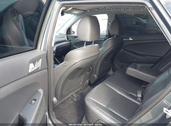 KM8J33AL7LU113801 2020 HYUNDAI TUCSON Gray VIN კოდის სტიკერის ხედი