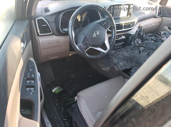 KM8J33AL8LU216483 2020 HYUNDAI TUCSON Black წინა პანელის ხედი