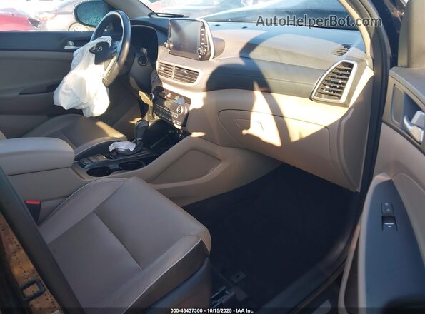 KM8J33AL9MU380830 2021 HYUNDAI TUCSON Black Vista interior delantera