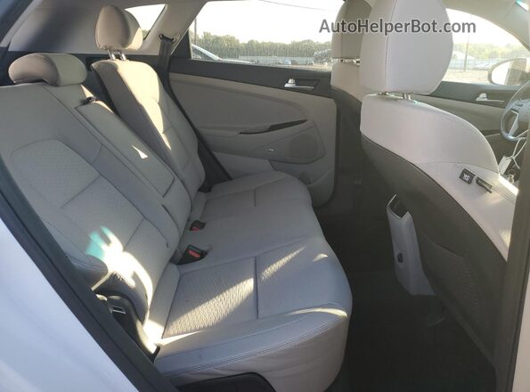 KM8J3CAL5LU246573 2020 HYUNDAI TUCSON White Vista de los asientos traseros