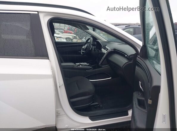 KM8JBCA13NU022996 2022 HYUNDAI TUCSON HYBRID White Widok wnętrza z przodu