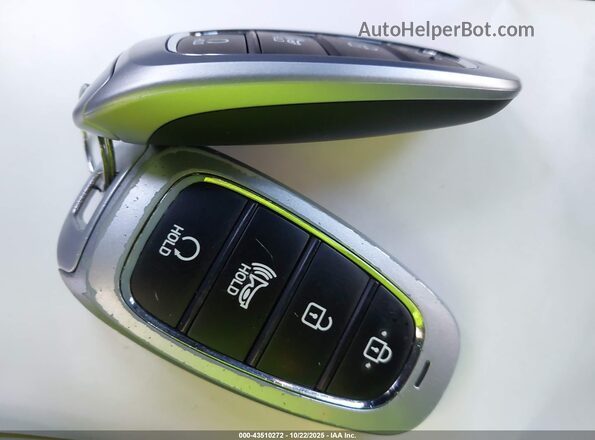 KM8JBCA15NU024720 2022 HYUNDAI TUCSON HYBRID White Dashboard view