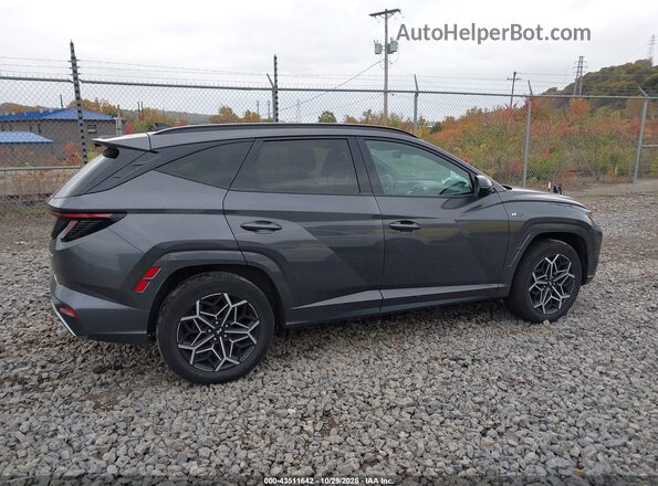 KM8JFCD14RU151352 2024 HYUNDAI TUCSON HYBRID Gray Widok wnętrza z tyłu