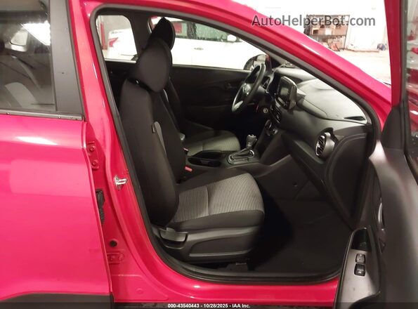 KM8K12AA9LU482050 2020 HYUNDAI KONA Красный Вид салона спереди