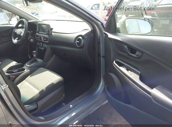 KM8K1CAA6LU463347 2020 HYUNDAI KONA Серебряный Вид салона спереди