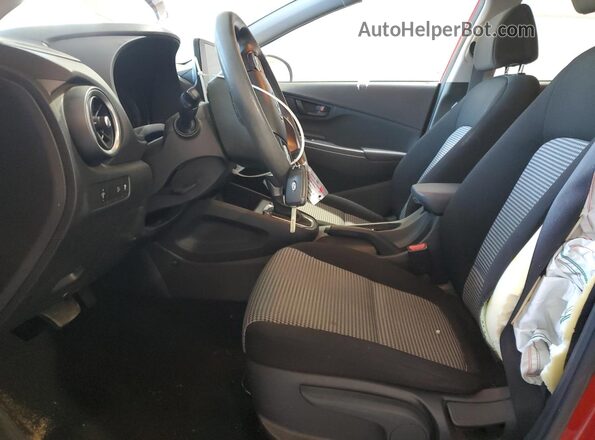 KM8K2CAB6NU768680 2022 HYUNDAI KONA Красный Вид салона спереди