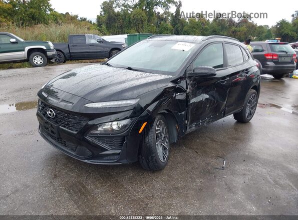 KM8K3CA37NU831081 2022 HYUNDAI KONA Черный Передняя левая четверть