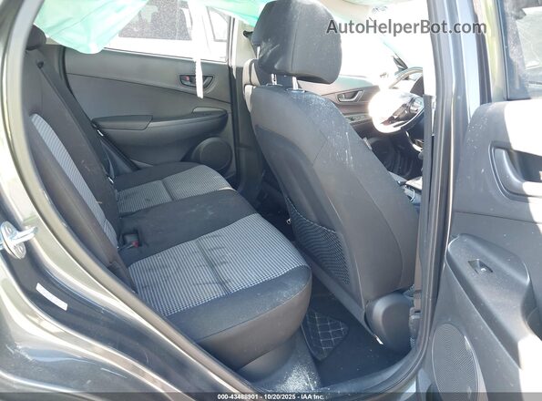 KM8K62AA3LU585417 2020 HYUNDAI KONA Gray Vista de la etiqueta del VIN