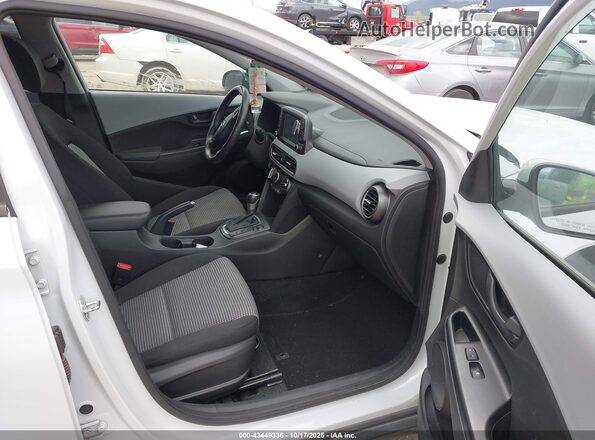 KM8K6CAA2MU622366 2021 HYUNDAI KONA White 