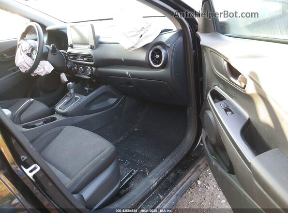 KM8K6CAB2NU856310 2022 HYUNDAI KONA Черный Вид салона спереди