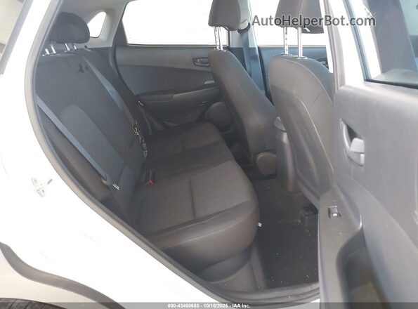 KM8K6CABXNU781923 2022 HYUNDAI KONA White 
