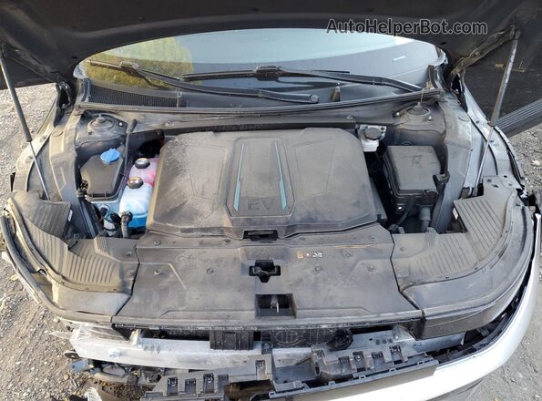 KM8KMDAF0NU100067 2022 HYUNDAI IONIQ Black Vista del compartimento del motor