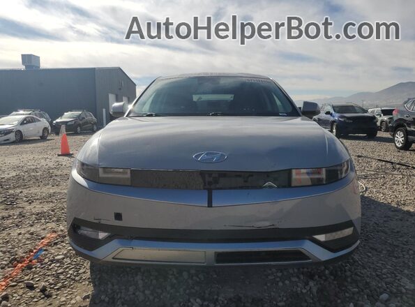 KM8KMDAF0NU105642 2022 HYUNDAI IONIQ Gray Front view